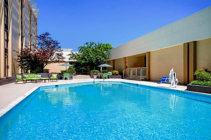 Holiday Inn Roanoke - Tanglewood Route 419 & I 581, an IHG Hotel