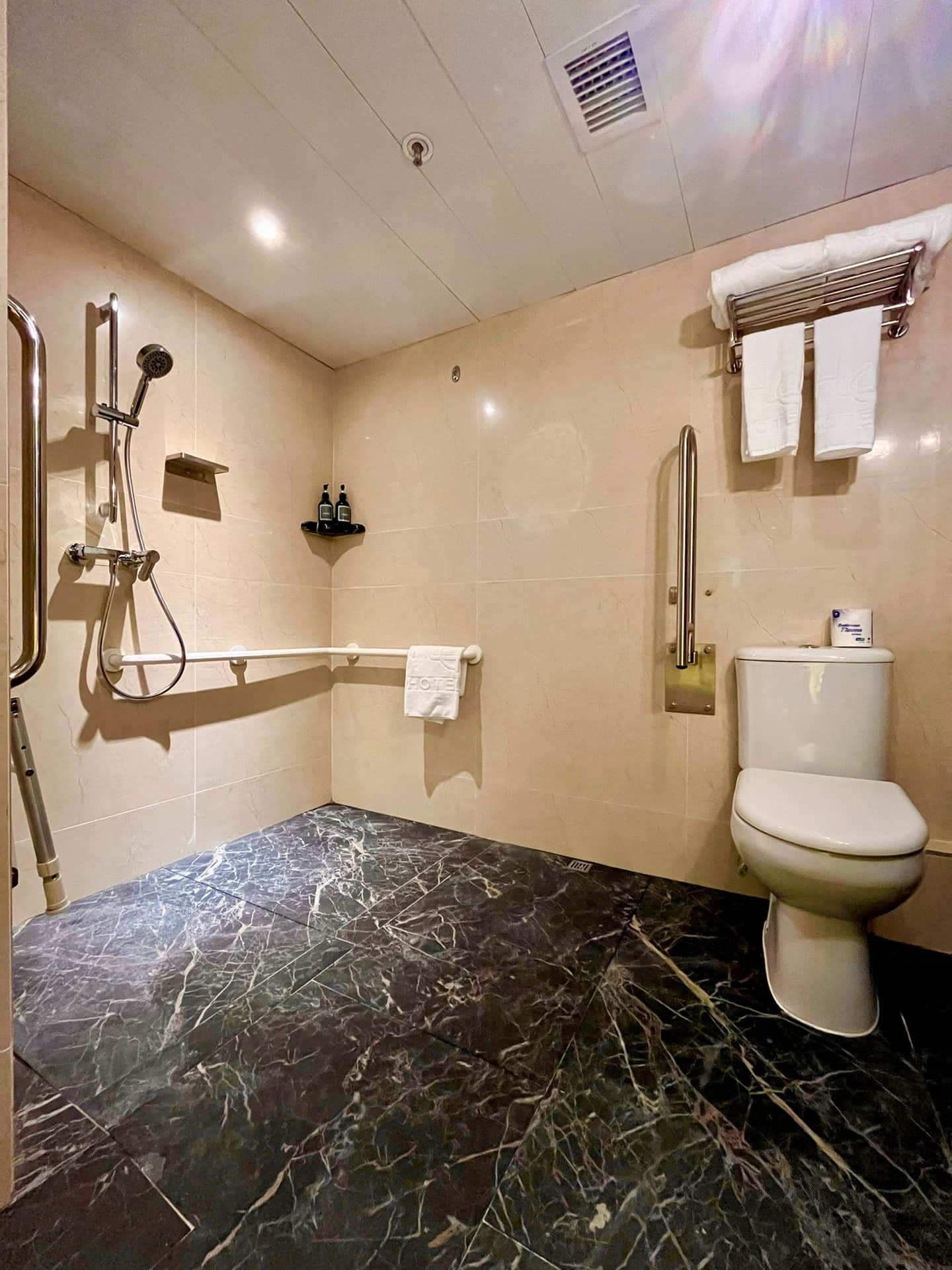 Lander Grand Hotel