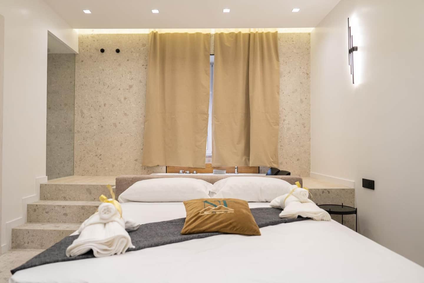 Napolitano Rooms