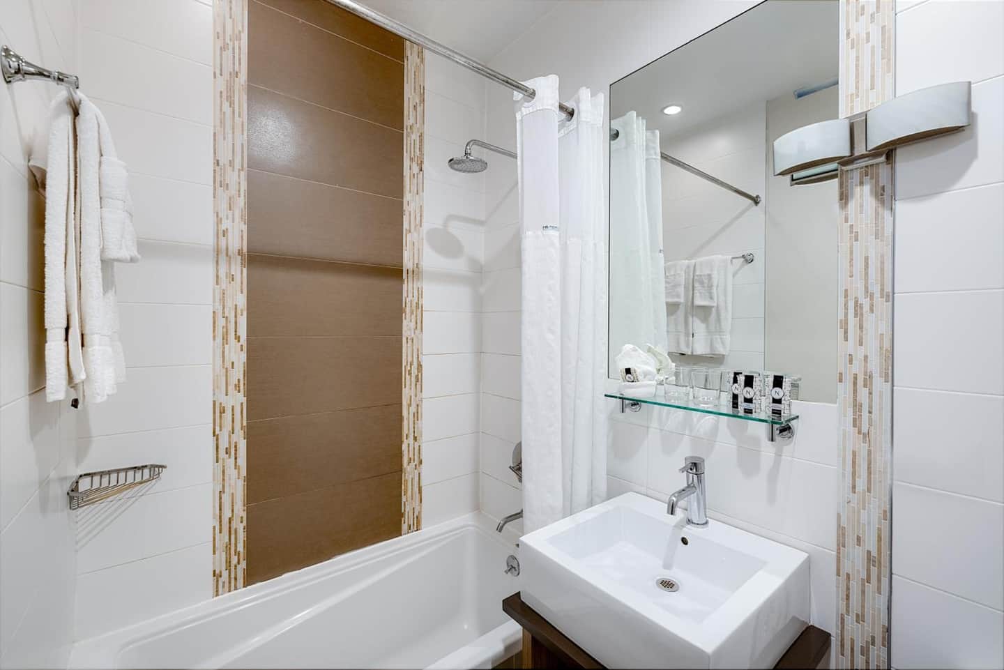 Aura Hotel Brooklyn