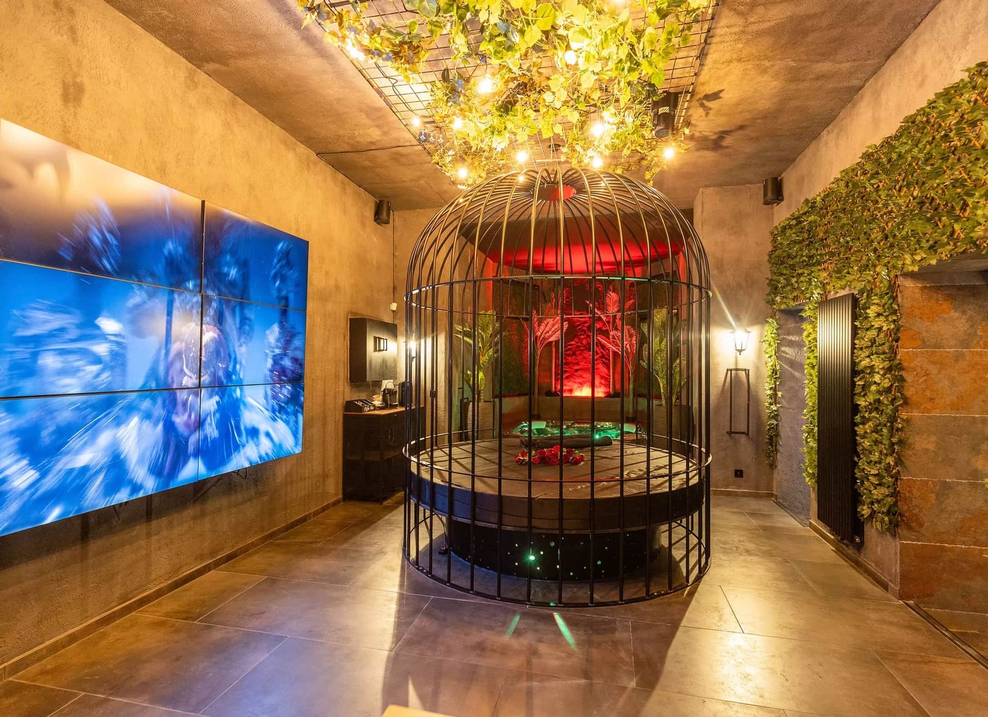 INTENSE