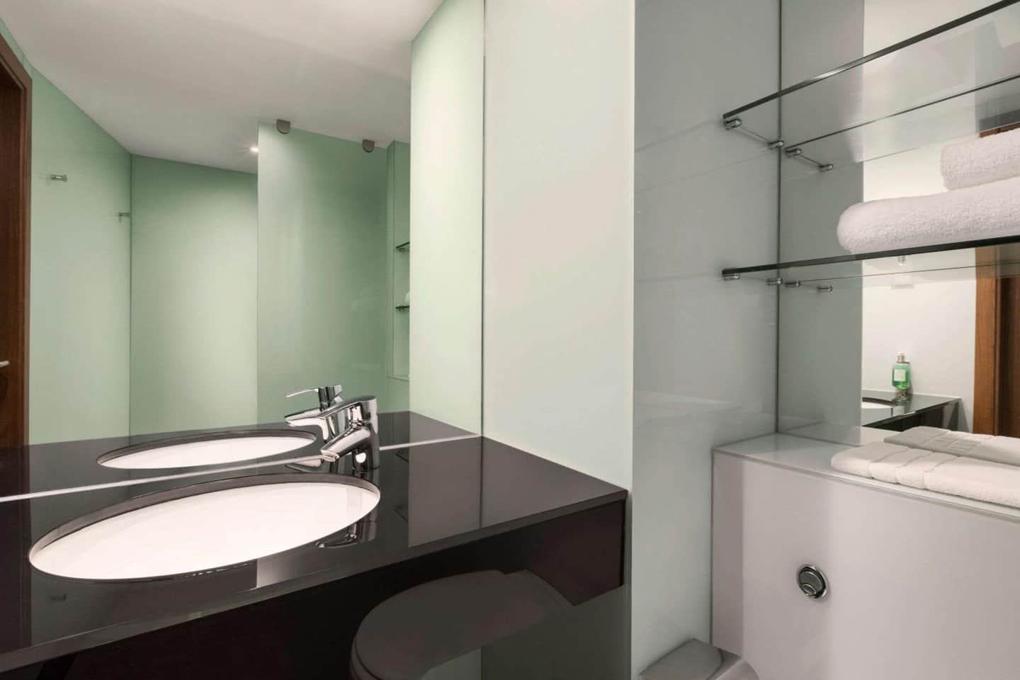 Ramada Encore by Wyndham, Leicester City Centre
