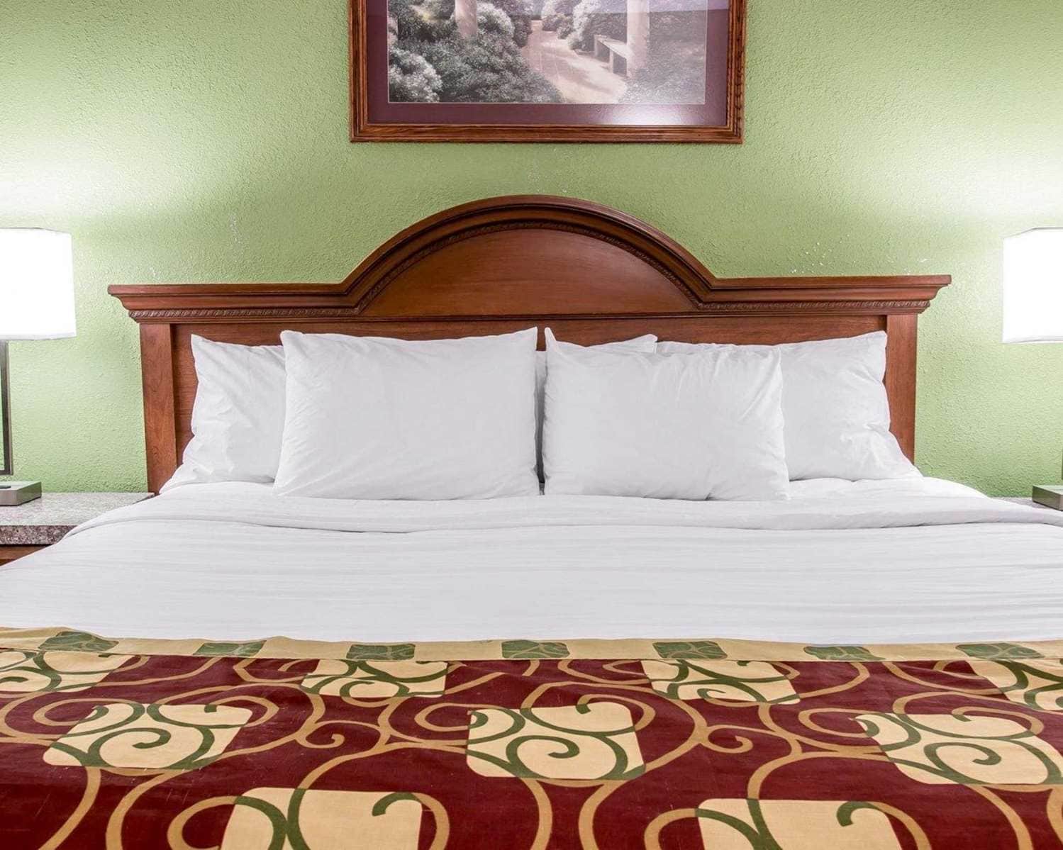 Clarion Inn I-94 near Expo Center