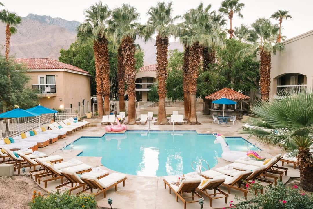 L3 Oasis Hotel