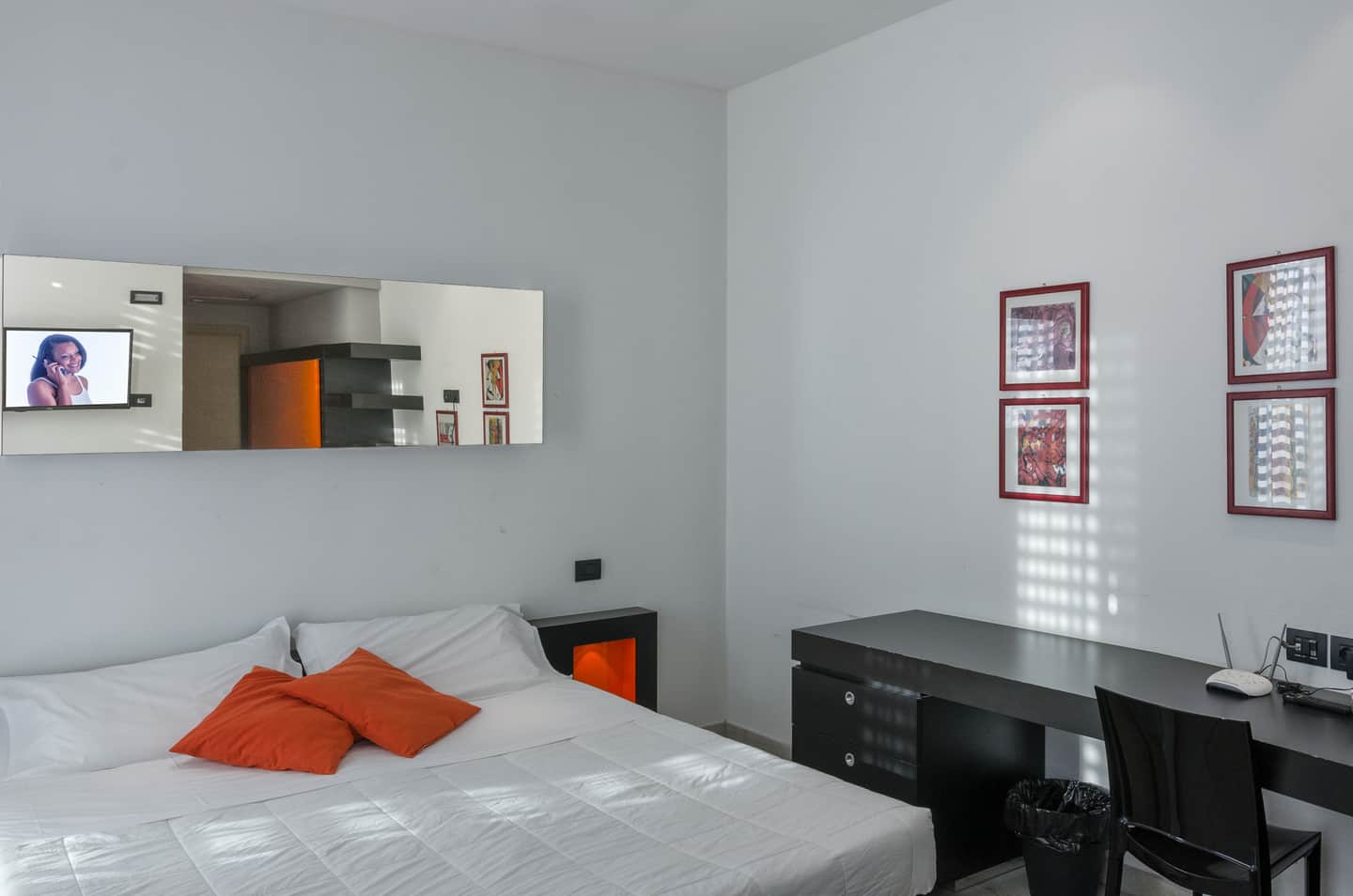 Blue Shades ApartHotel