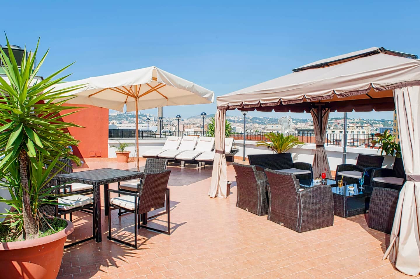 Hotel Tiempo