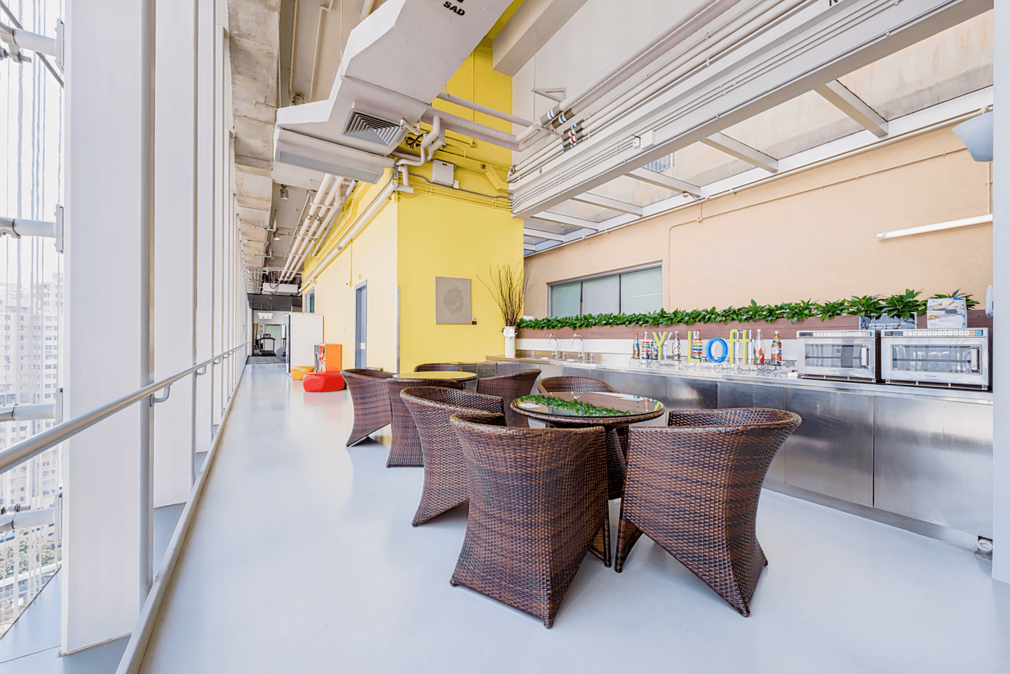 Y Loft