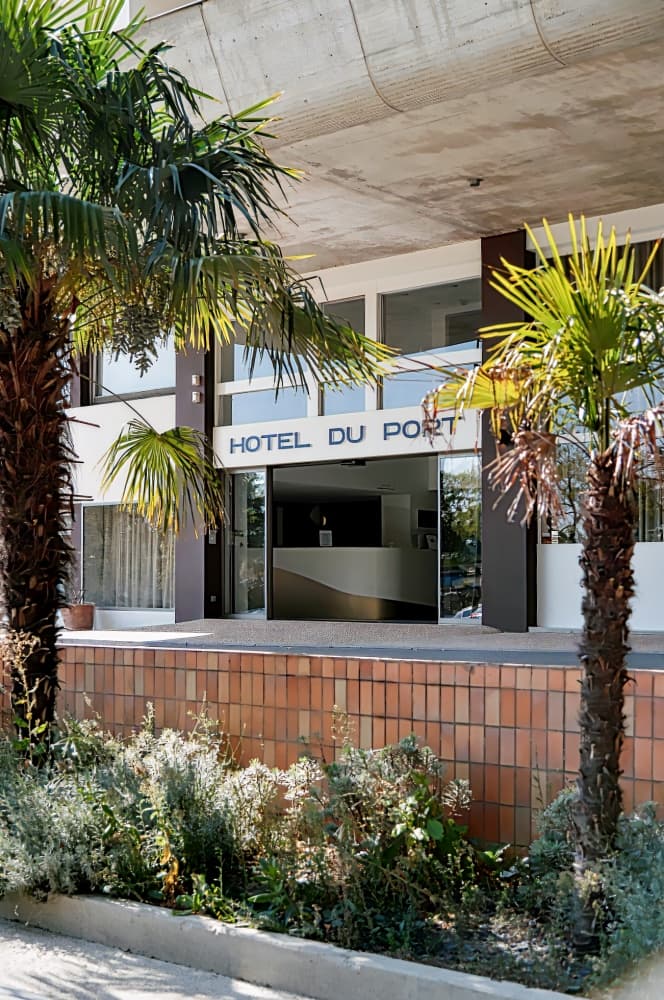 Hôtel du Port