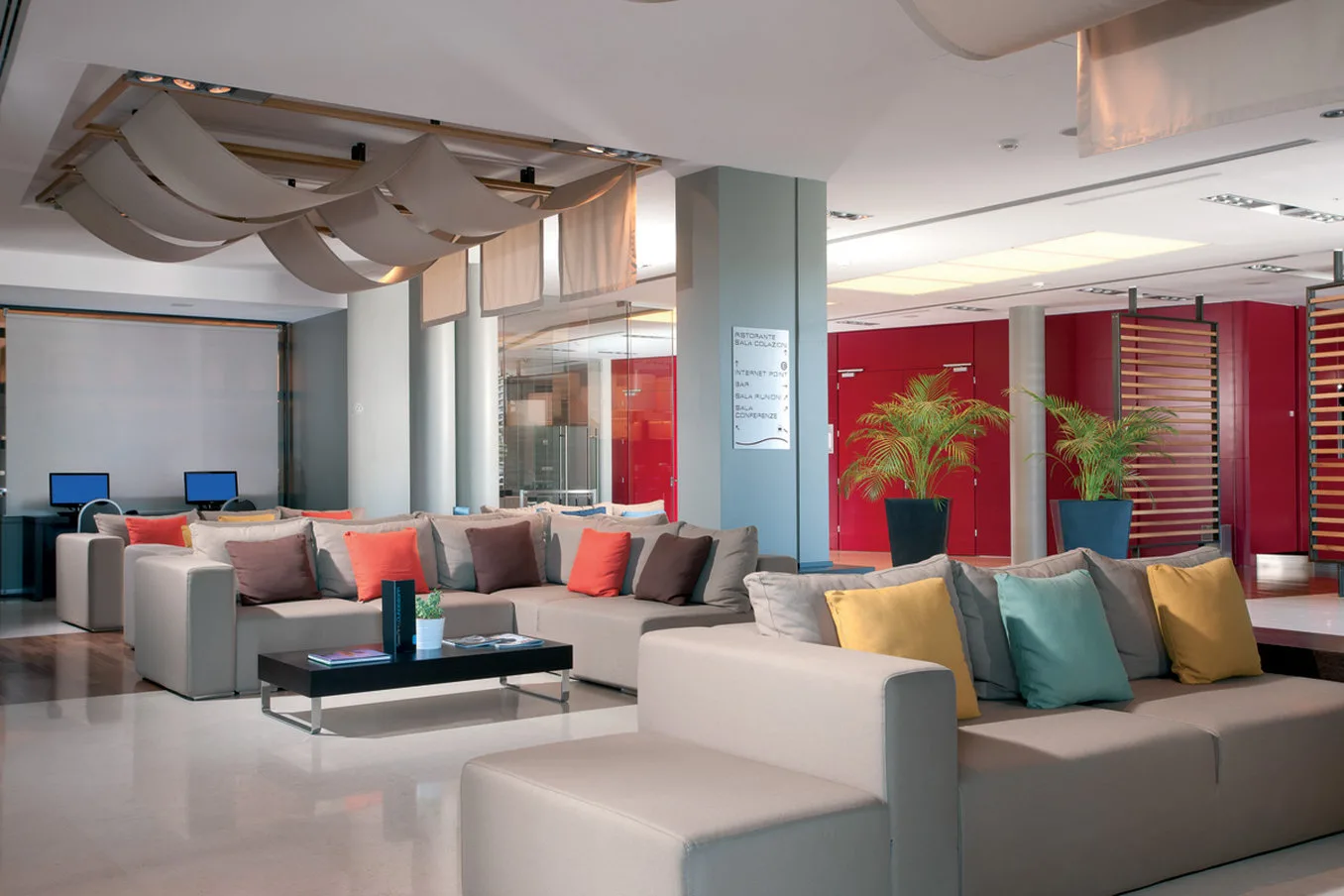 Sea Art Hotel