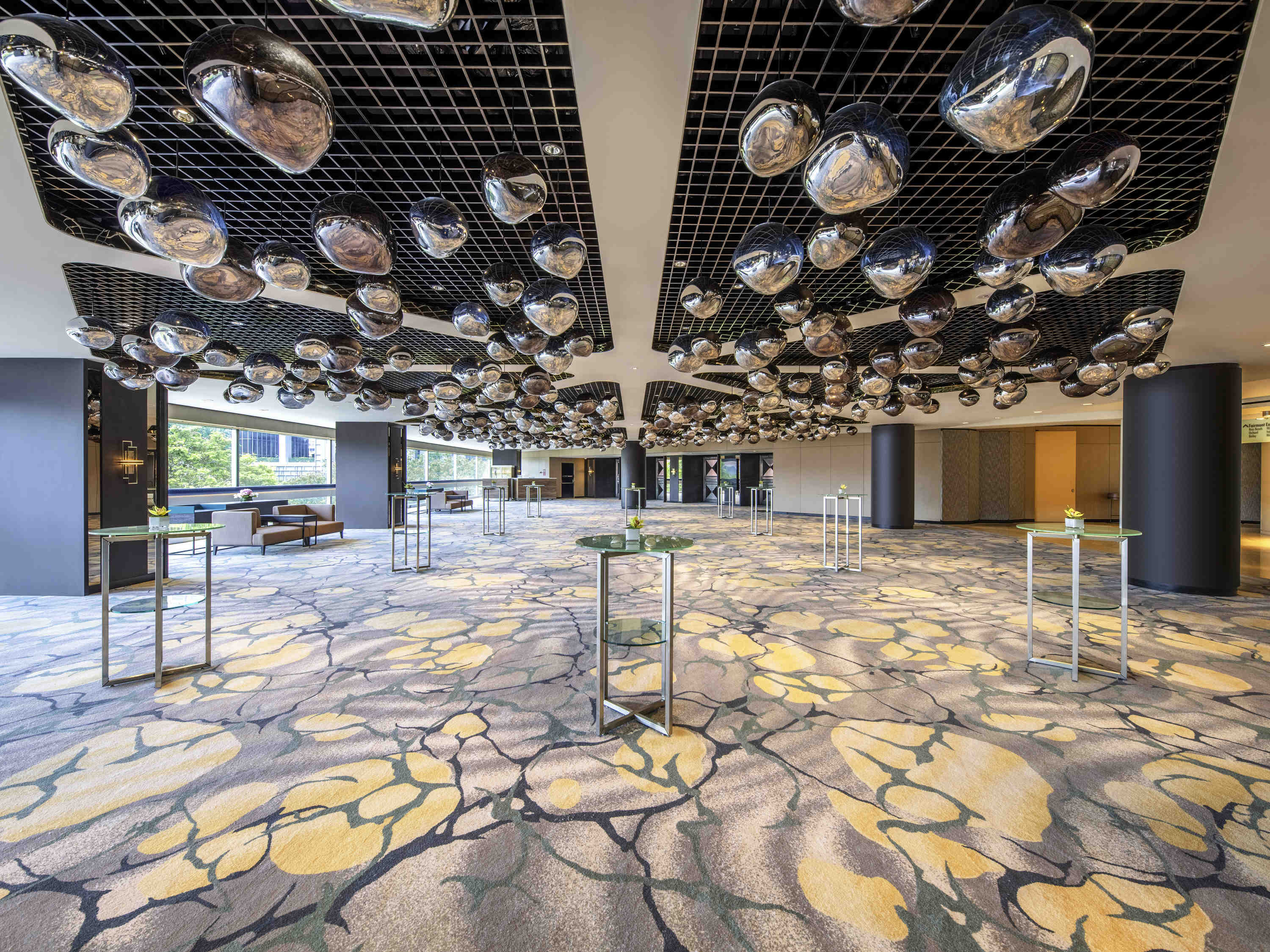 Swissôtel The Stamford Singapore