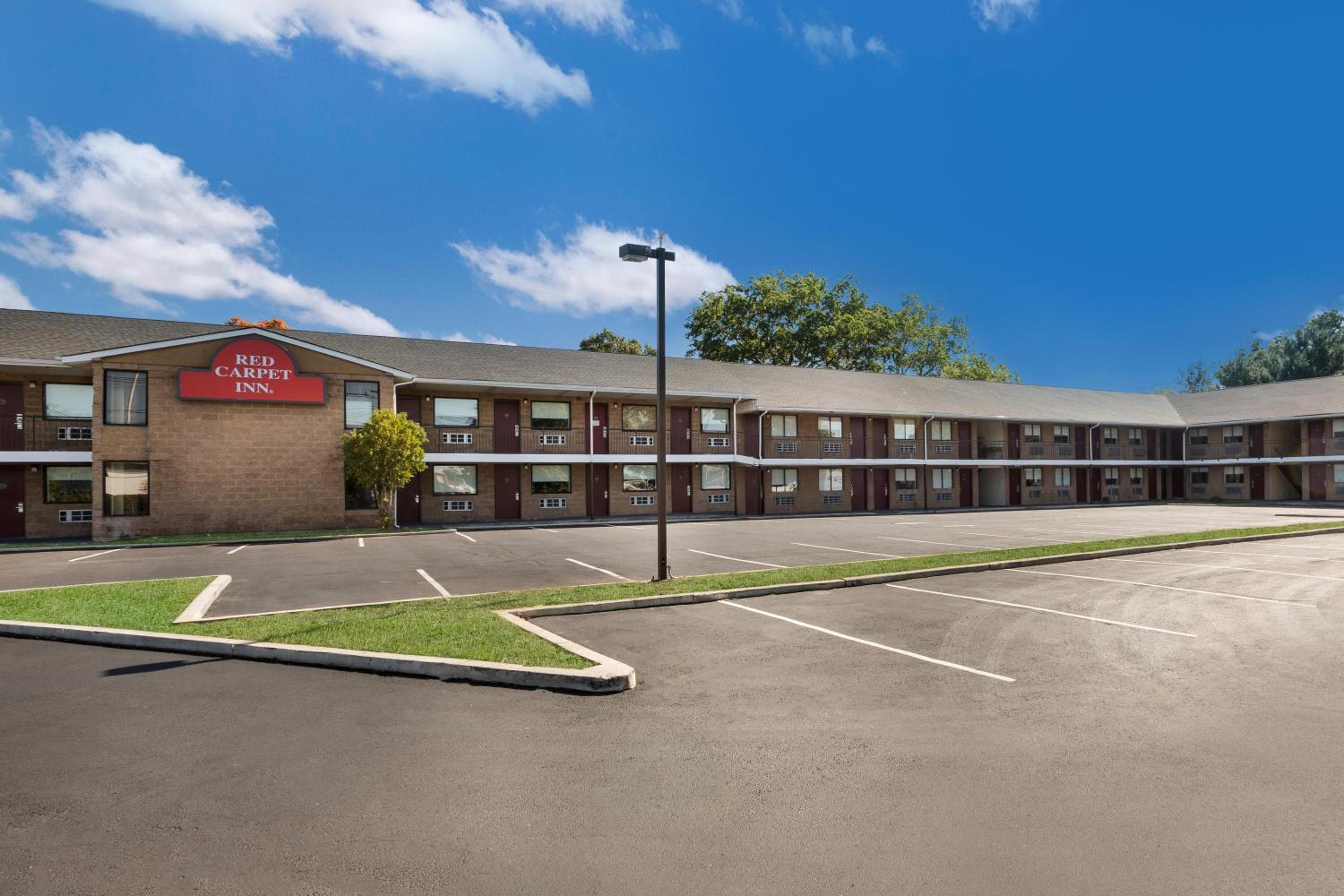 Red Carpet inn Edison