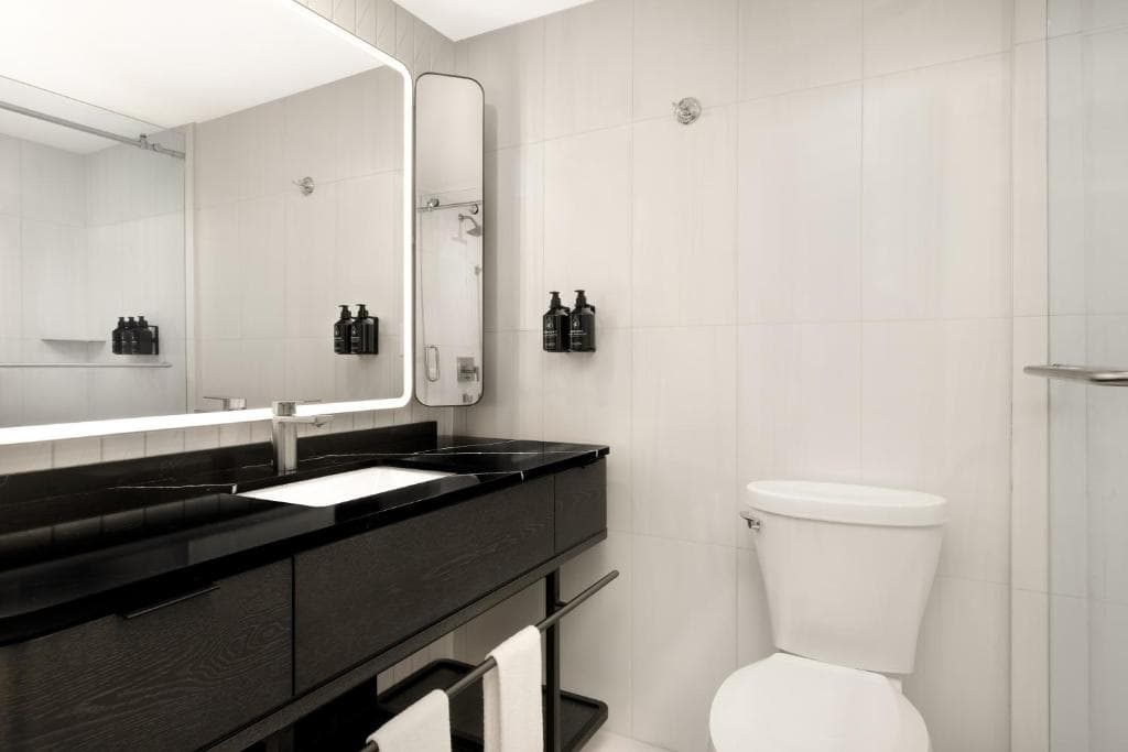 Revery Toronto Downtown, Curio Collection by Hilton