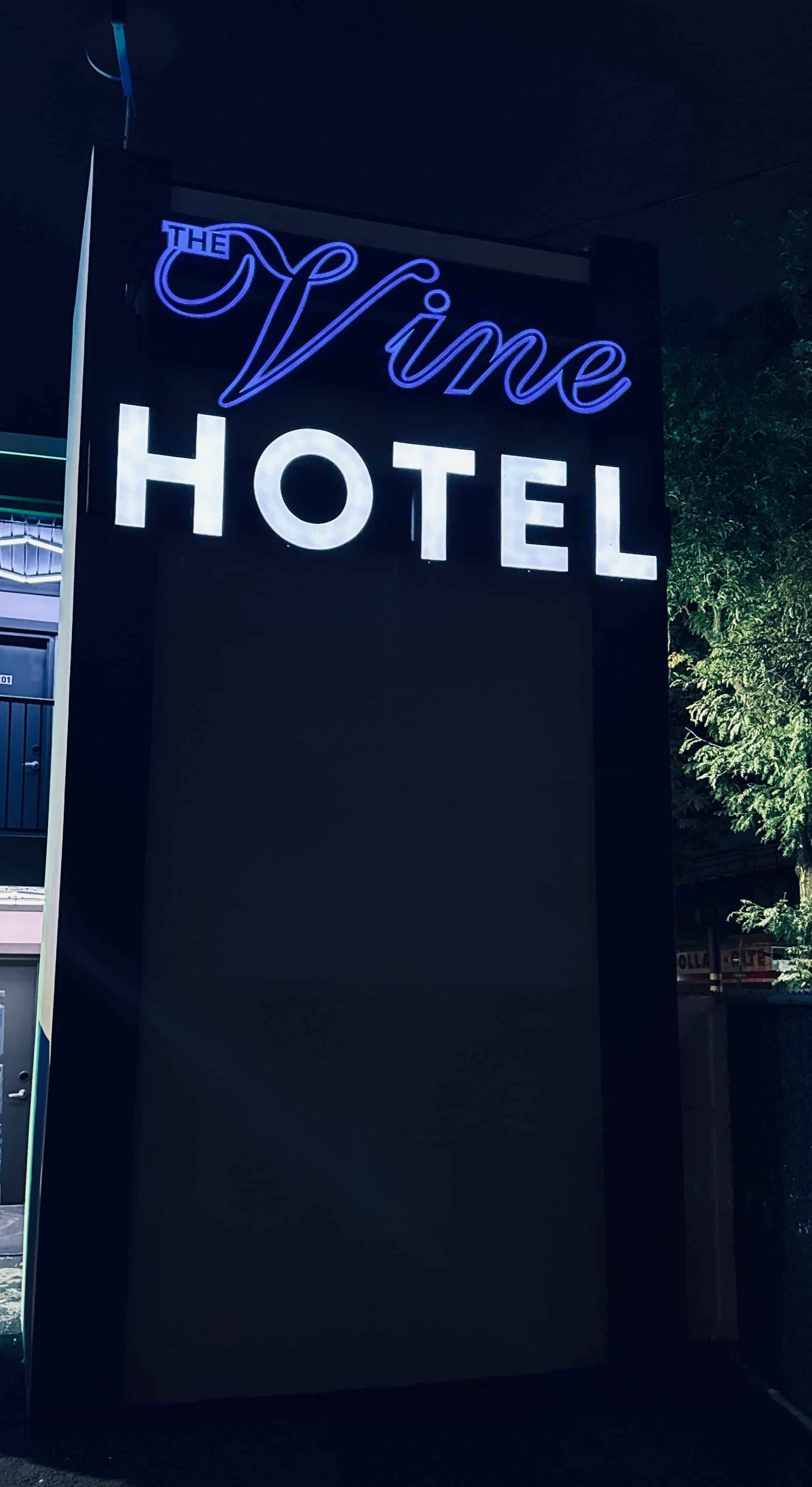 The Vine Hotel Bronx