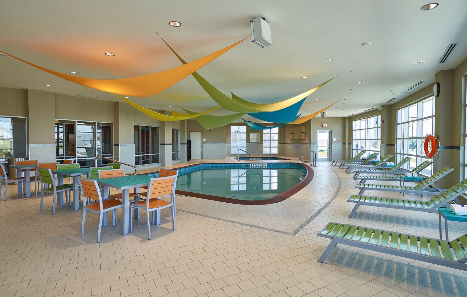 Homewood Suites by Hilton Calgary-Airport