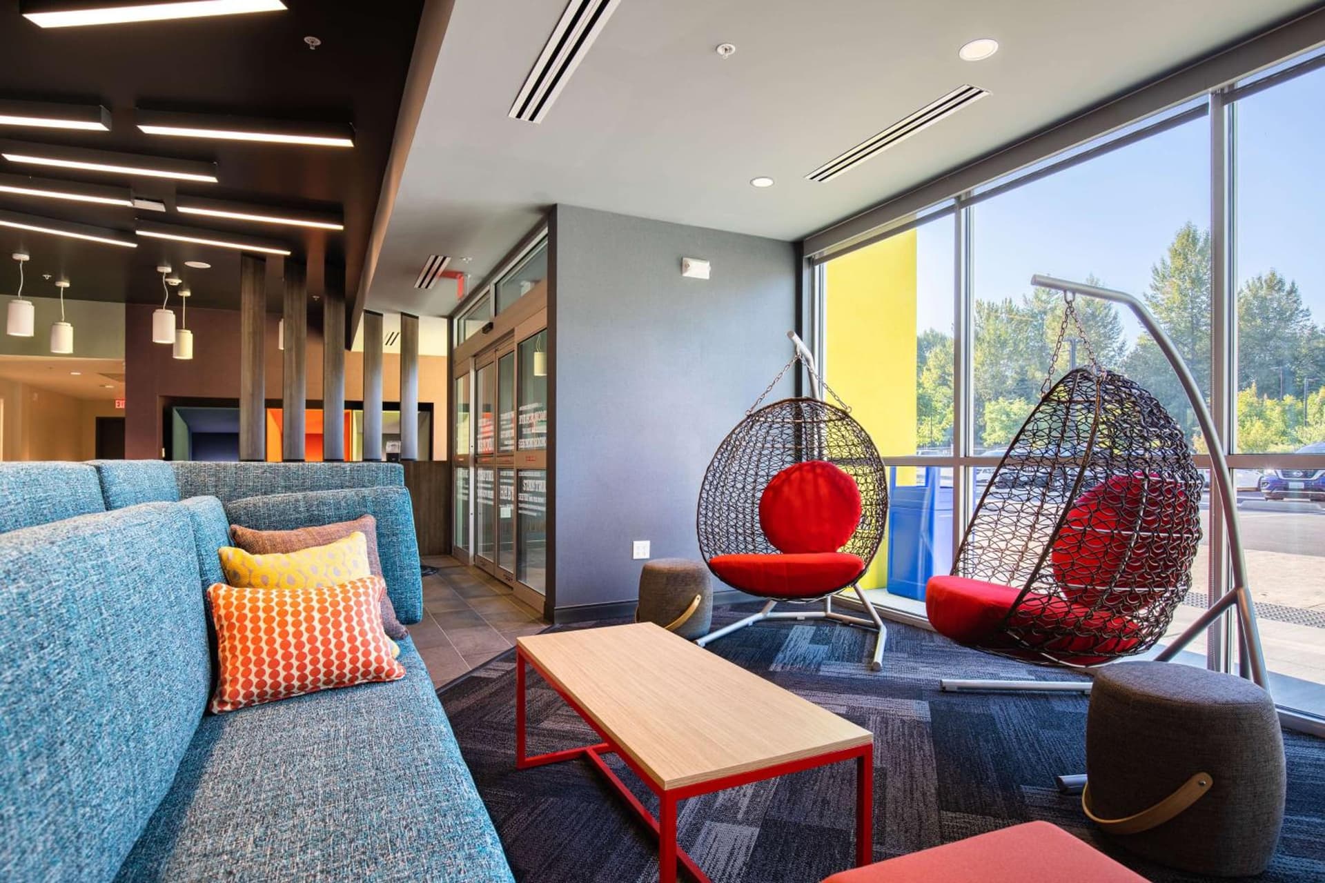 Tru by Hilton Eugene