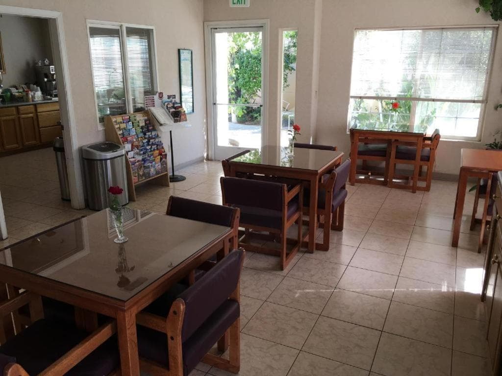 Formosa Inn
