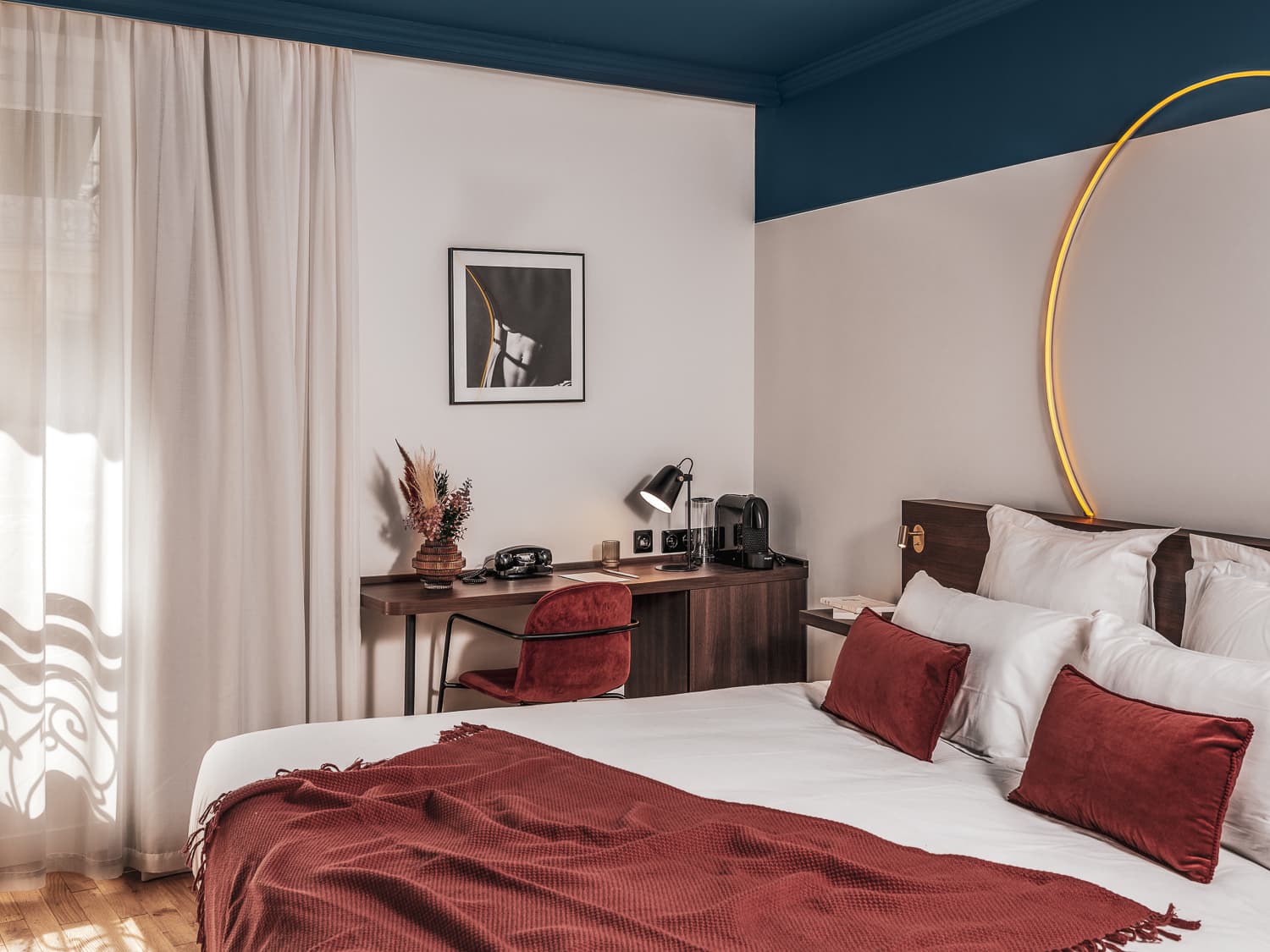 Seven Hotel