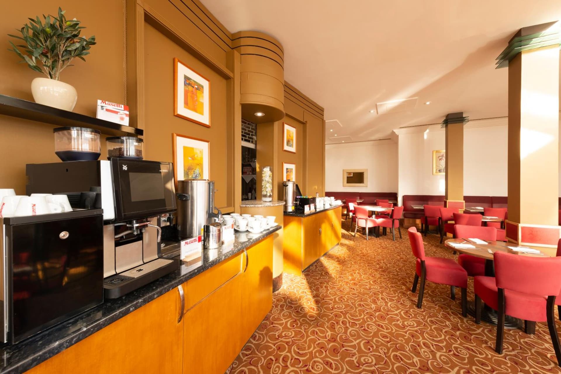 Copthorne Slough-Windsor