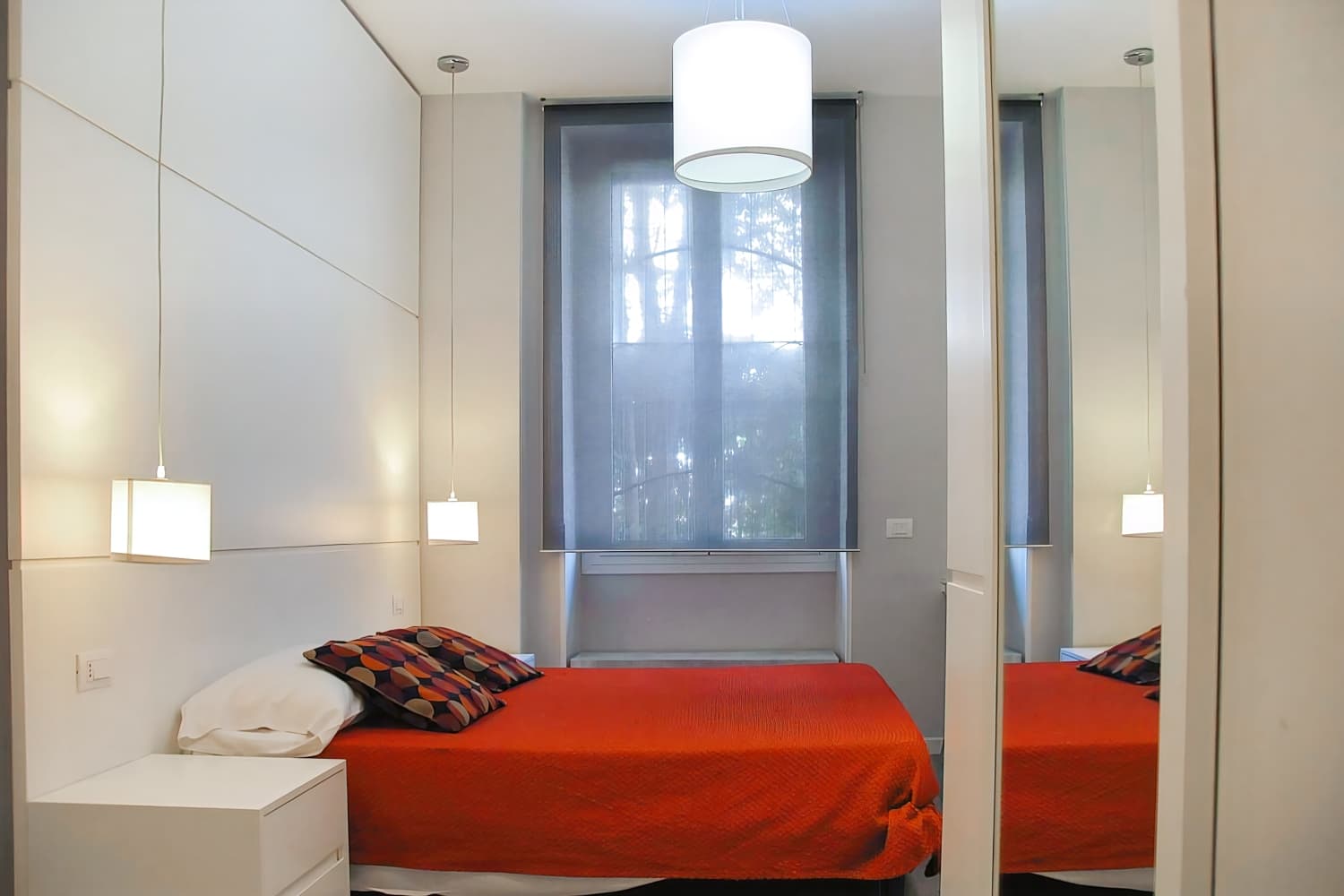 Dea Roma Inn
