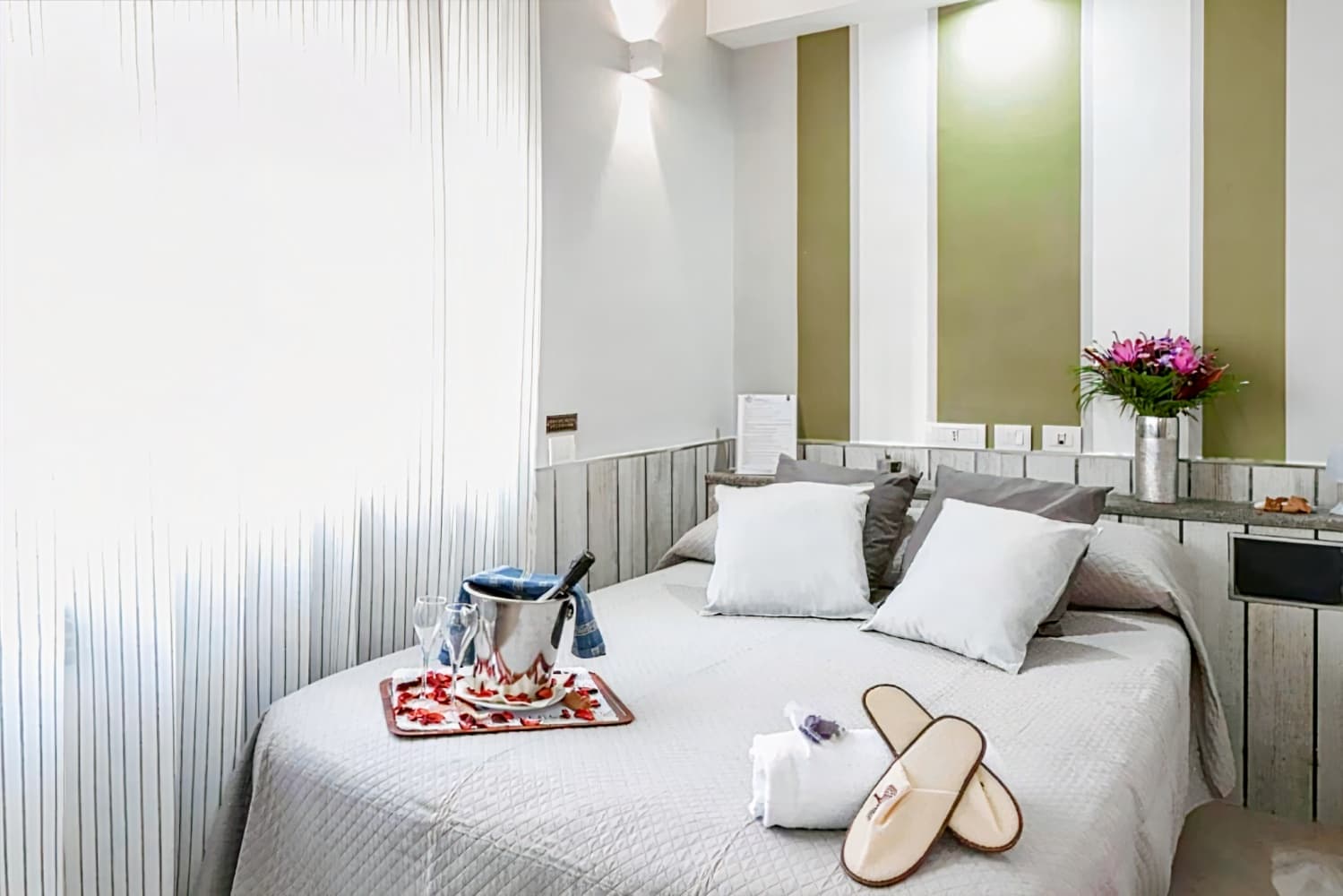 Hotel San Paolo (Napoli)