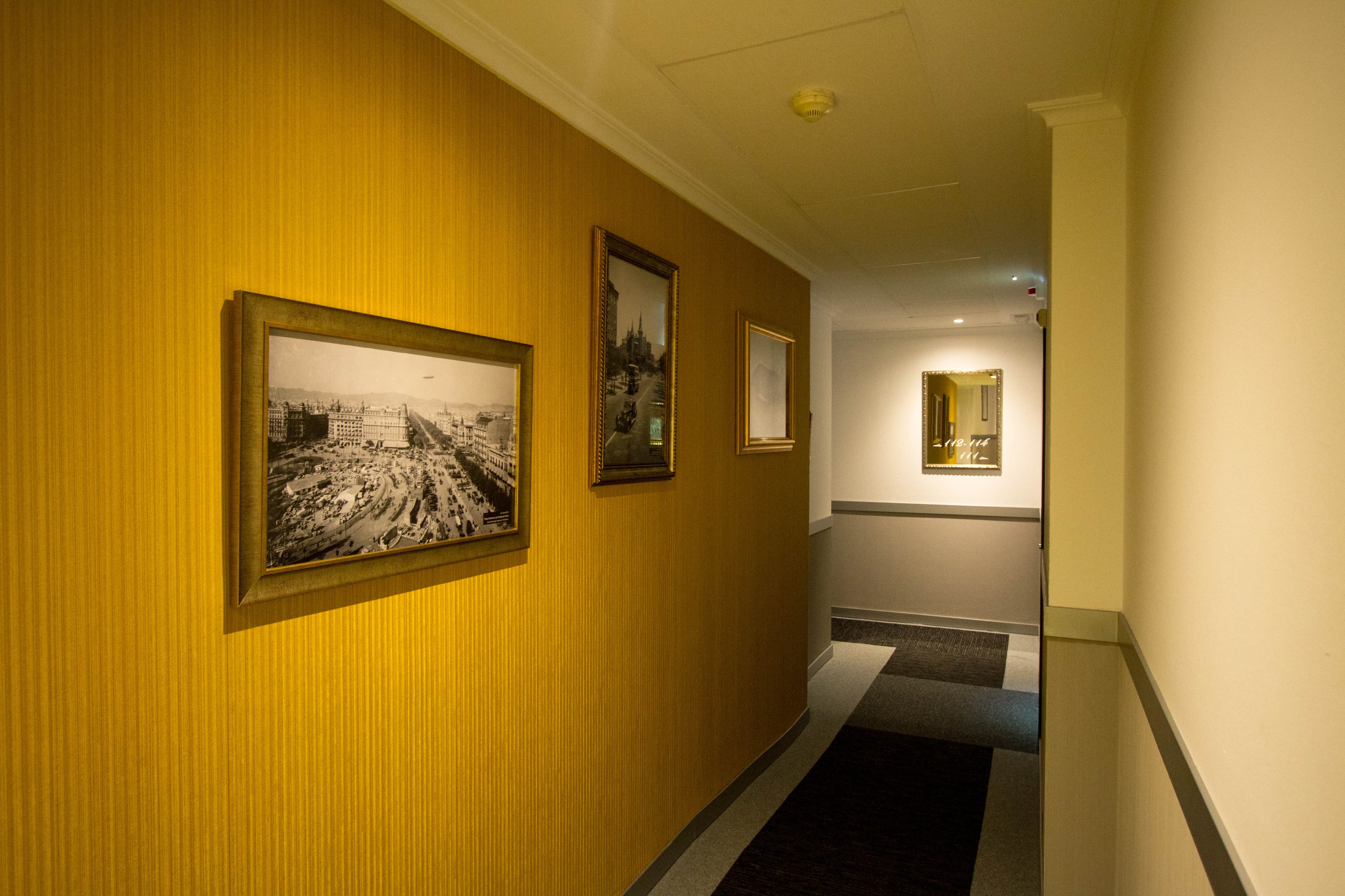 Hotel Moderno Bcn (Old)