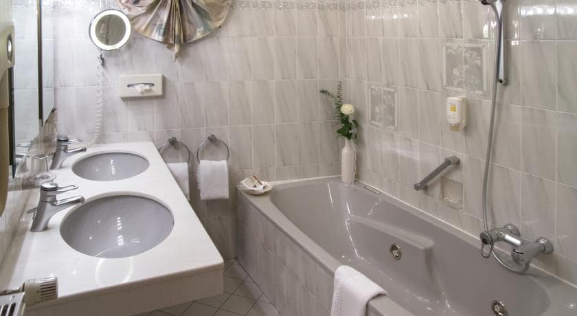 Rüters Parkhotel KG