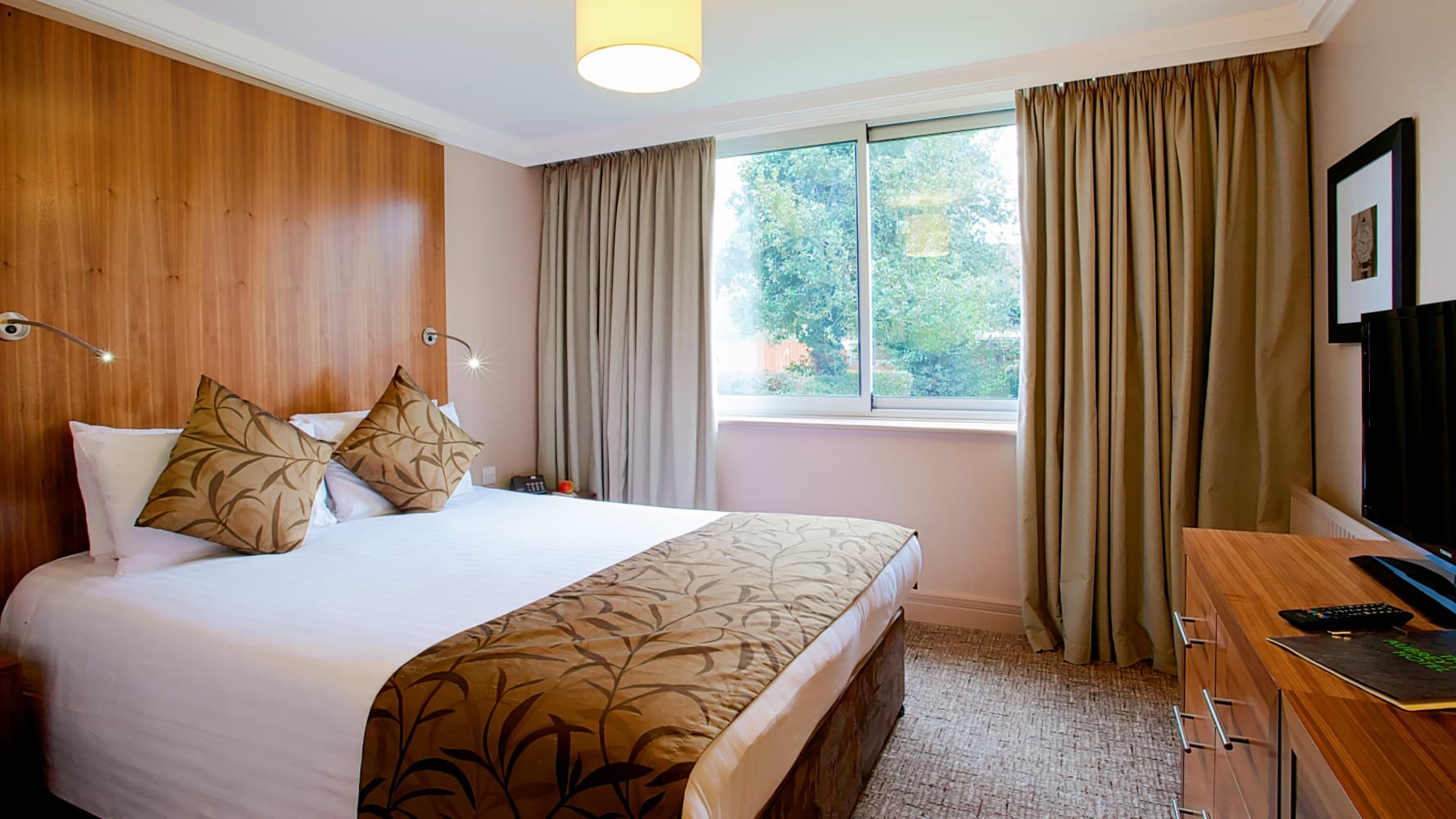 Aubrey Park Hotel