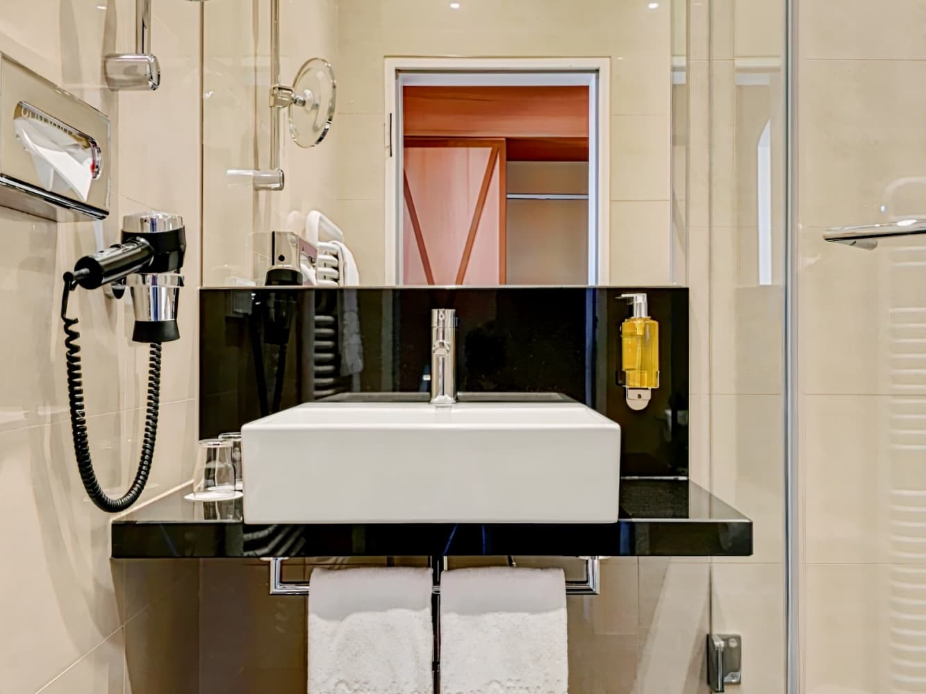 InterCityHotel München