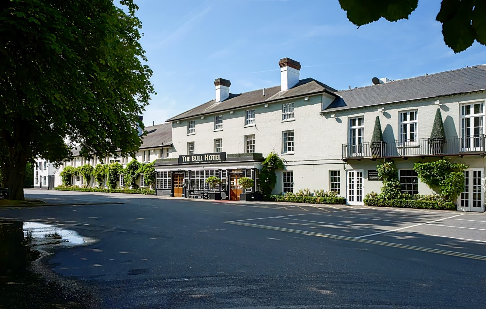 Bull Hotel