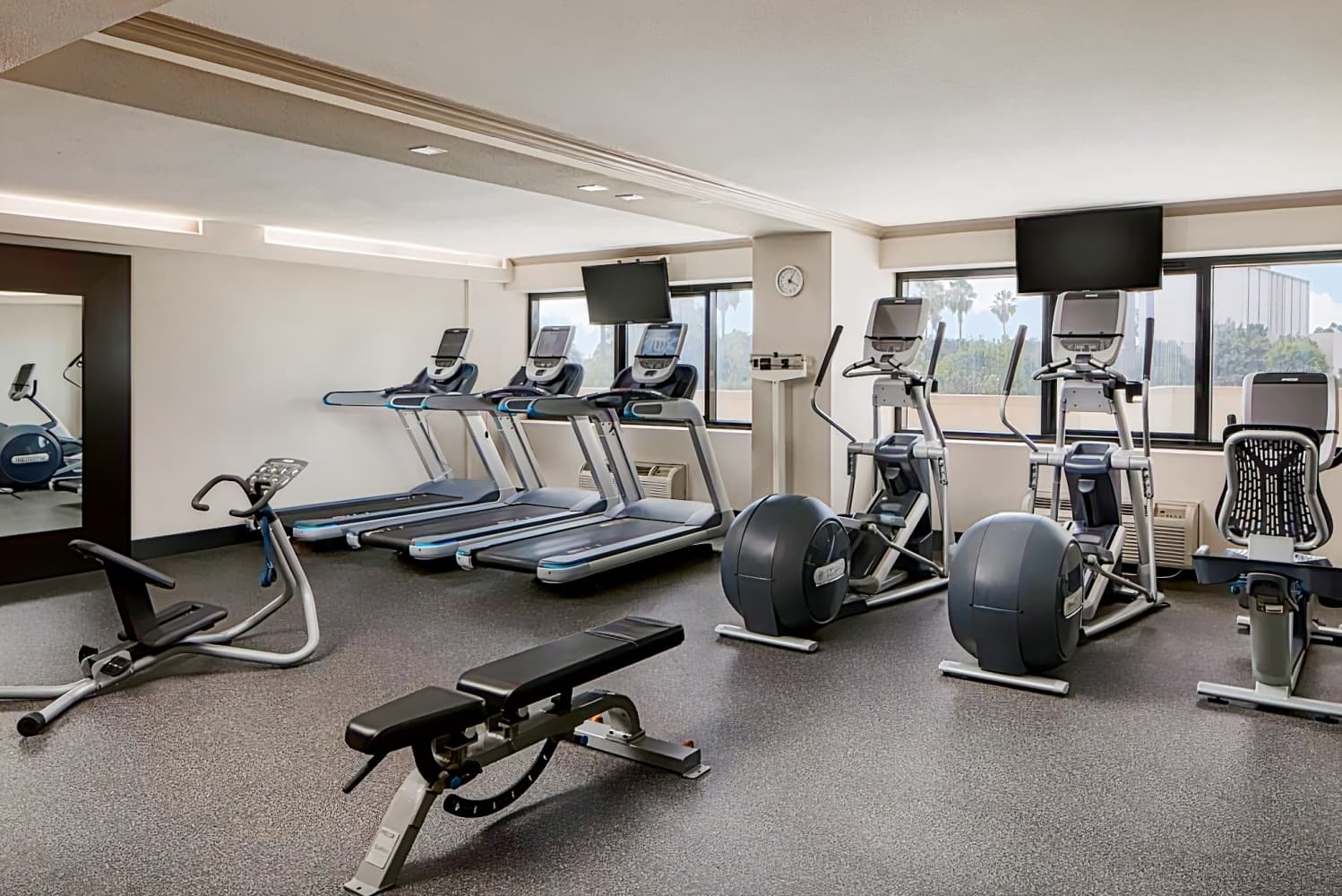 DoubleTree by Hilton Hotel Los Angeles - Norwalk