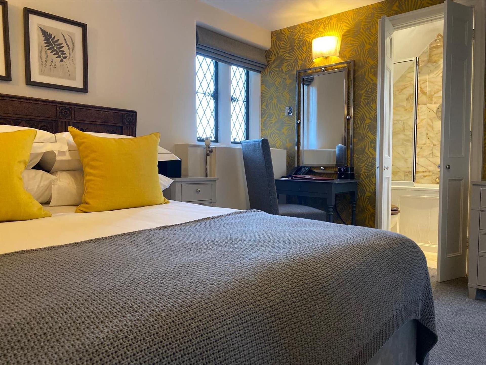 Great Fosters Hotel