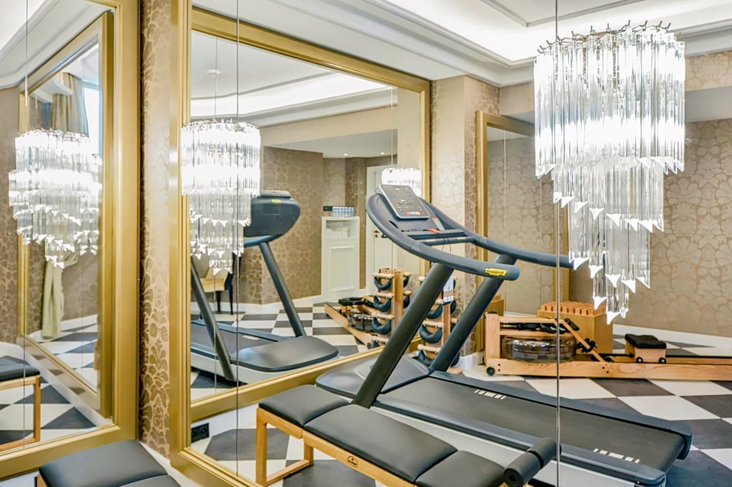 Maison Astor Paris, Curio Collection by Hilton