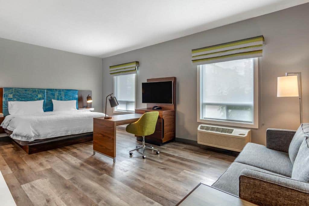 Hampton Inn & Suites by Hilton Edmonton/West