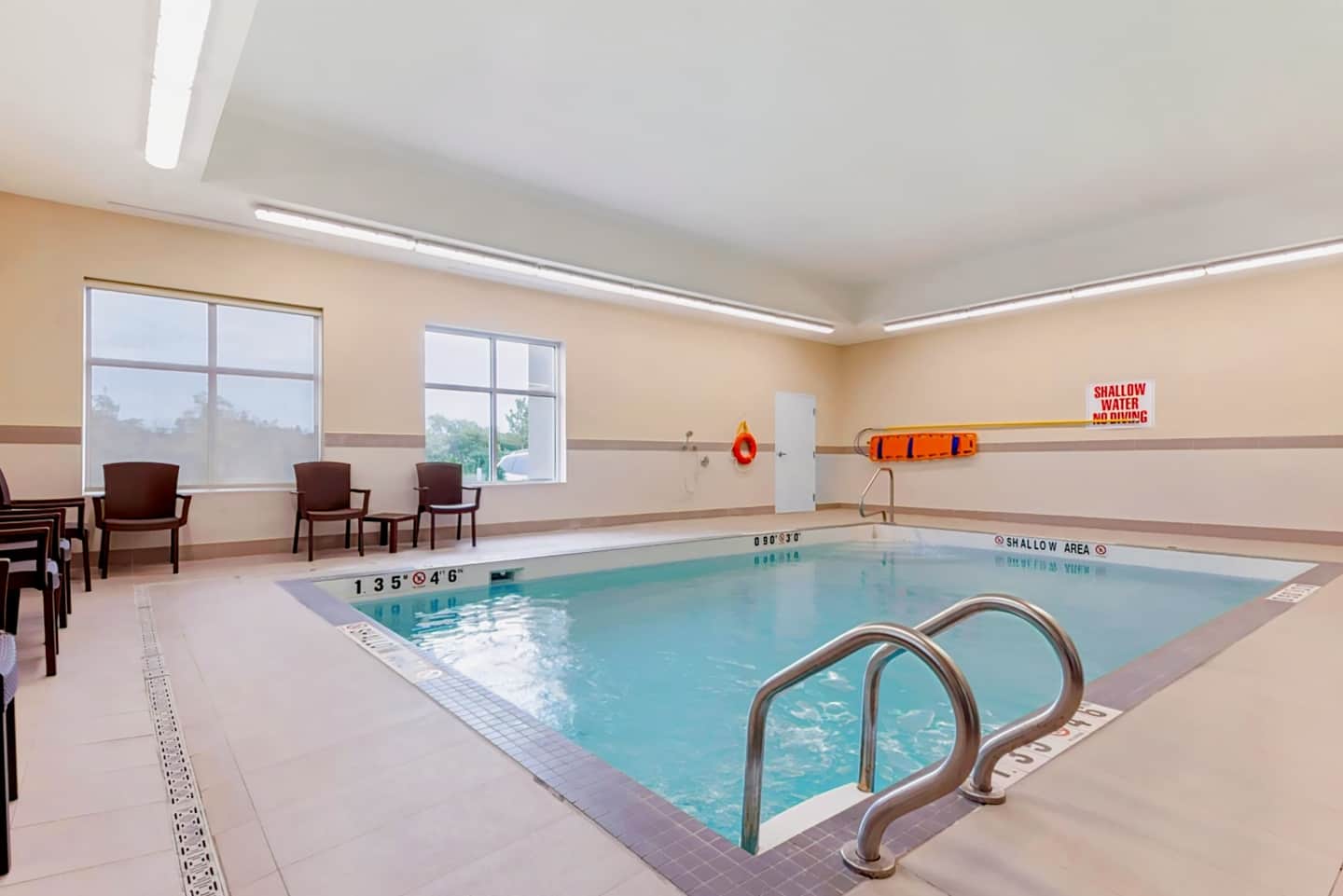 Comfort Inn & Suites Bowmanville