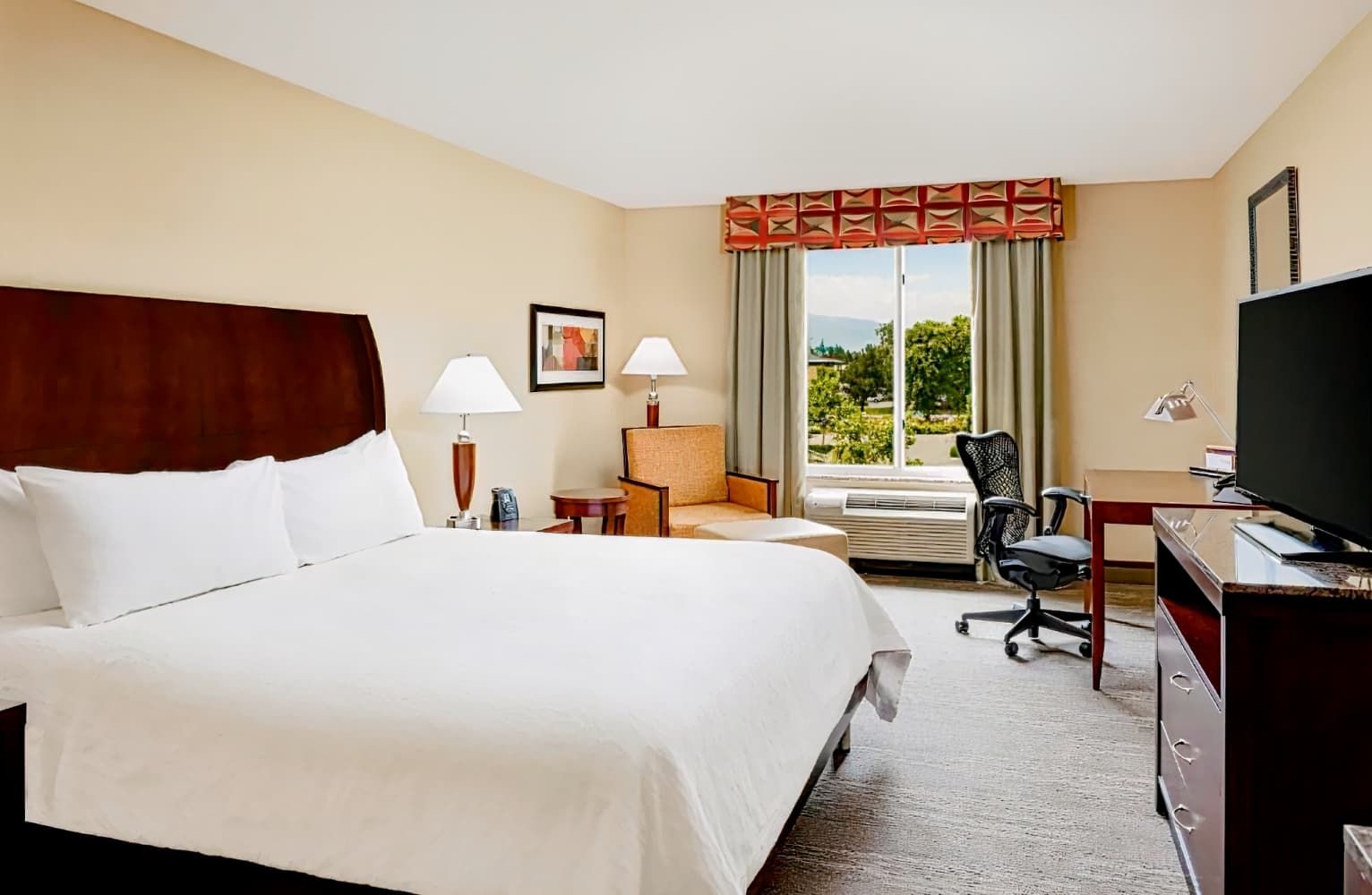 Hilton Garden Inn Fontana