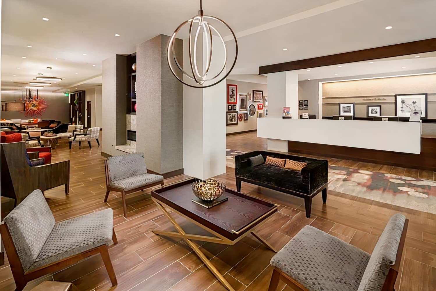 Hampton Inn & Suites Dallas Downtown