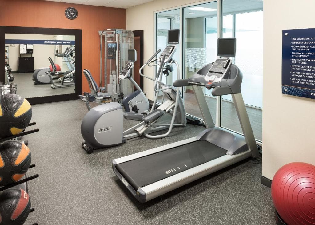 Hampton Inn & Suites St. Louis @ Forest Park