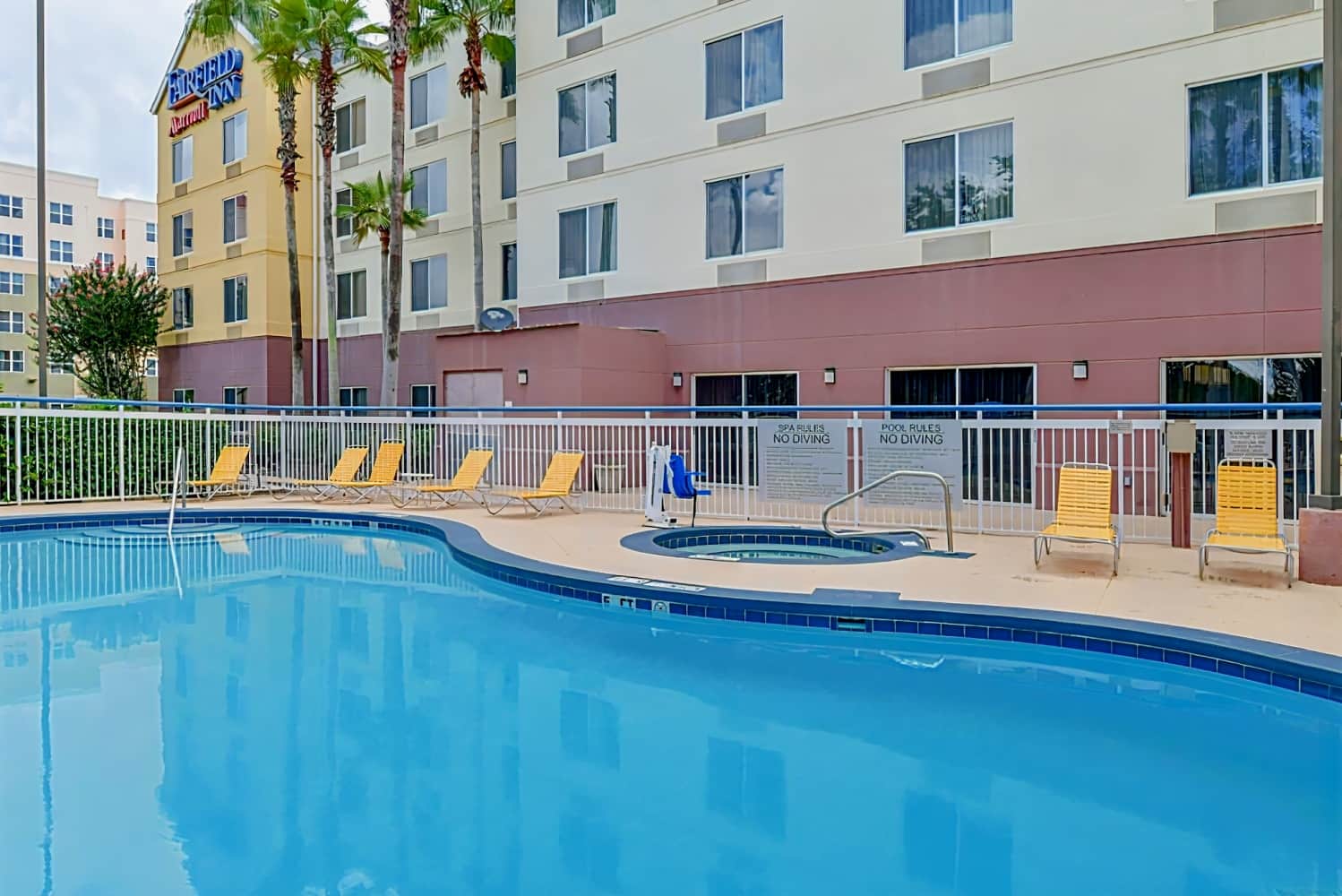 Fairfield Inn & Suites by Marriott Orlando Airport