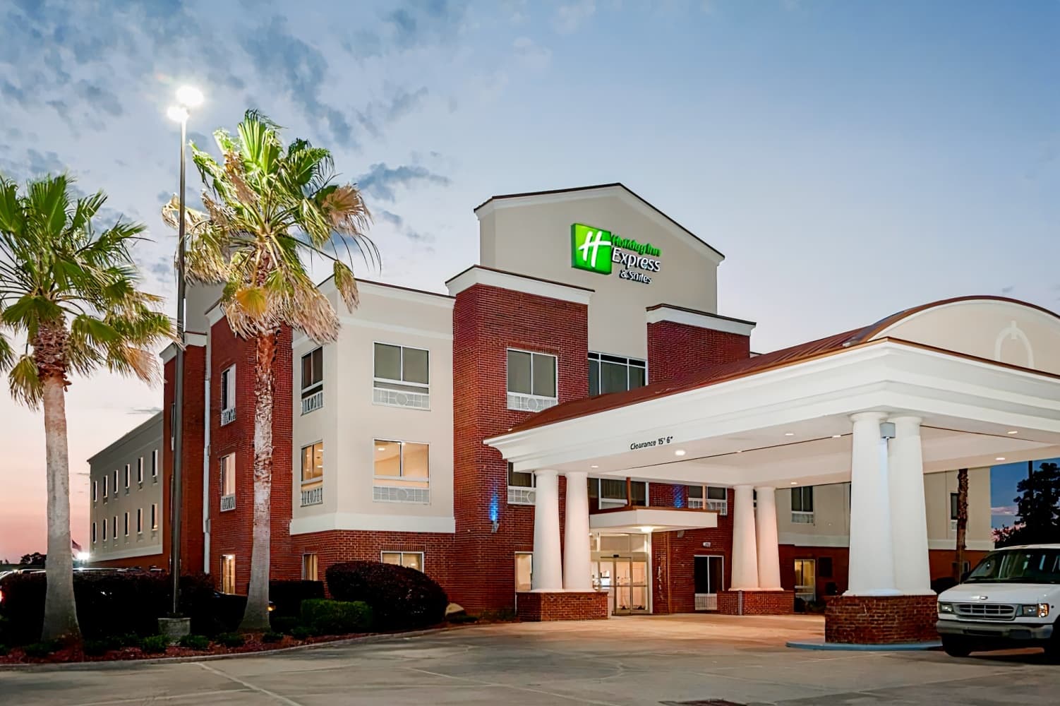 Holiday Inn Express Hotel & Suites Scott-Lafayette West