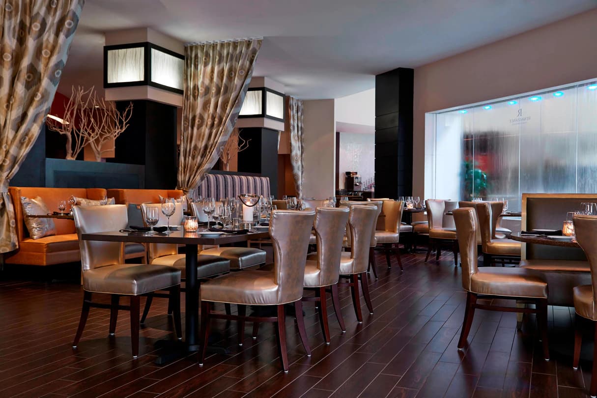 Renaissance Orlando Airport Hotel