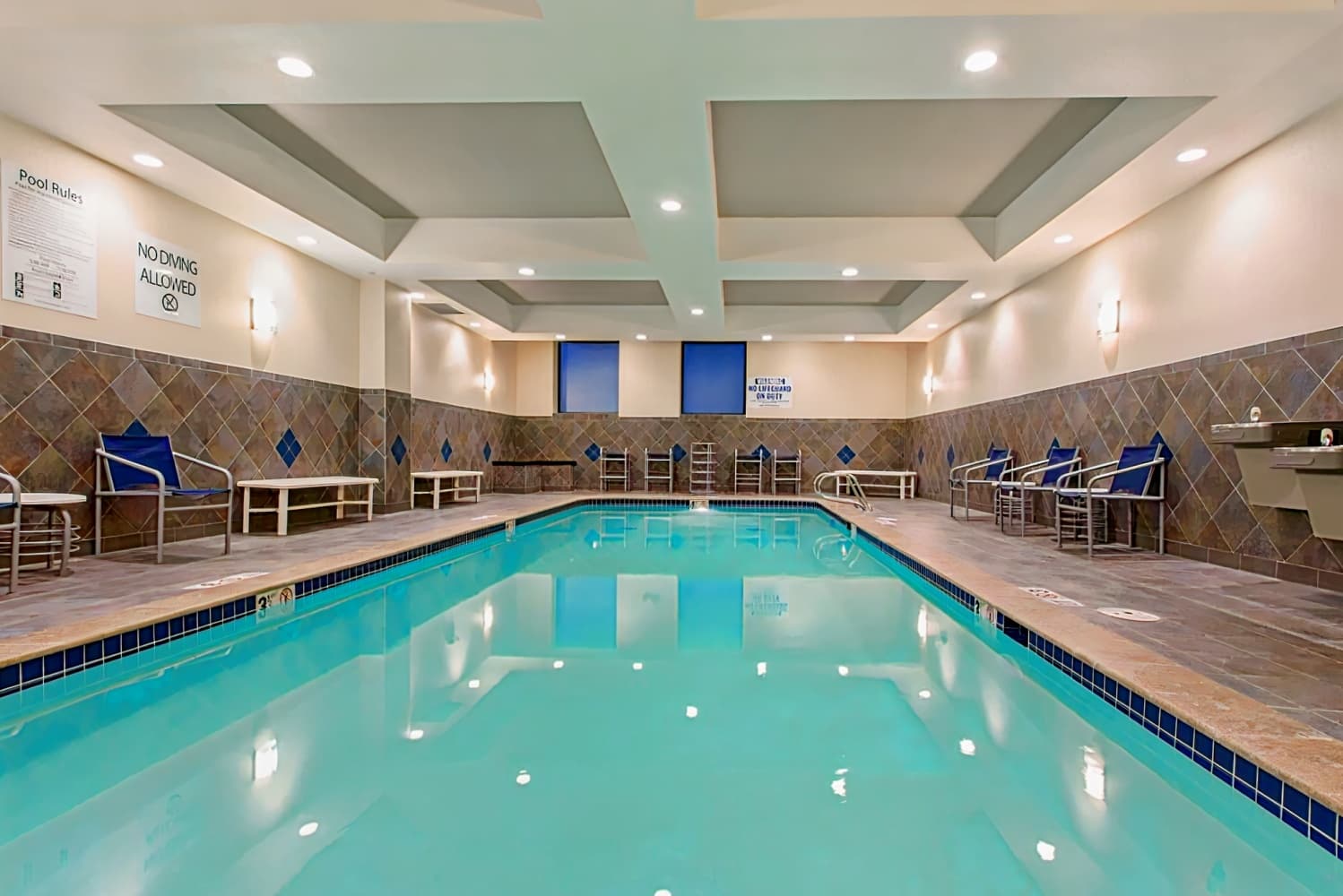 Holiday Inn Express & Suites Tacoma Downtown