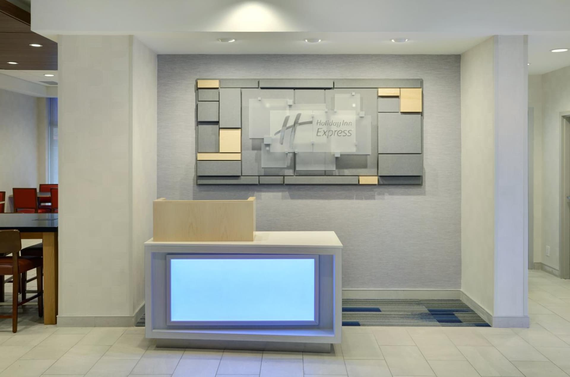 Holiday Inn Toronto Express Downtown