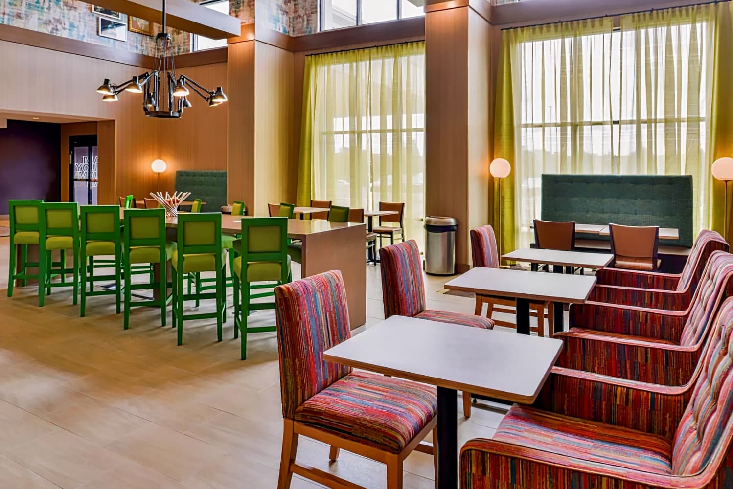Hampton Inn & Suites St. Paul Oakdale/Woodbury