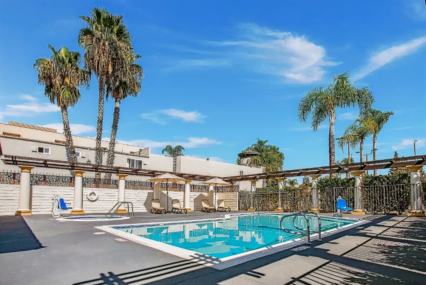 Stanford Inn & Suites Anaheim