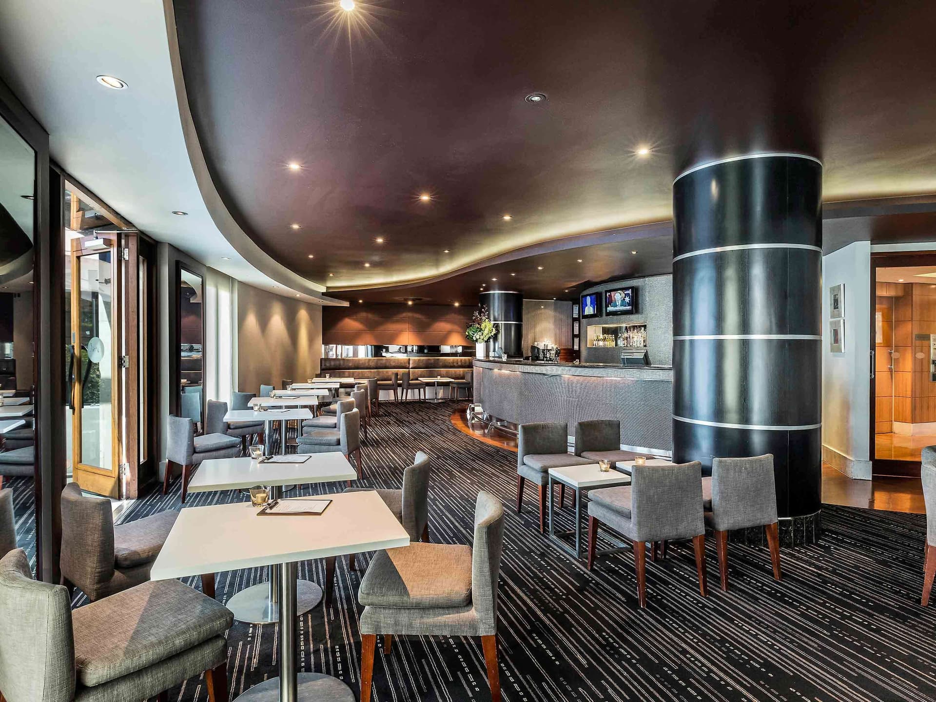 Quay West Suites Melbourne