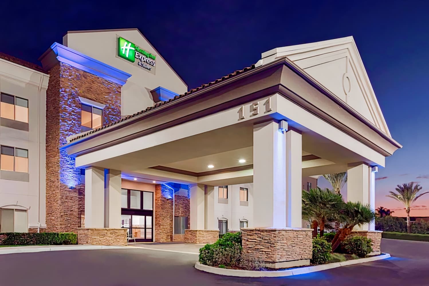Holiday Inn Express Hotel & Suites Merced
