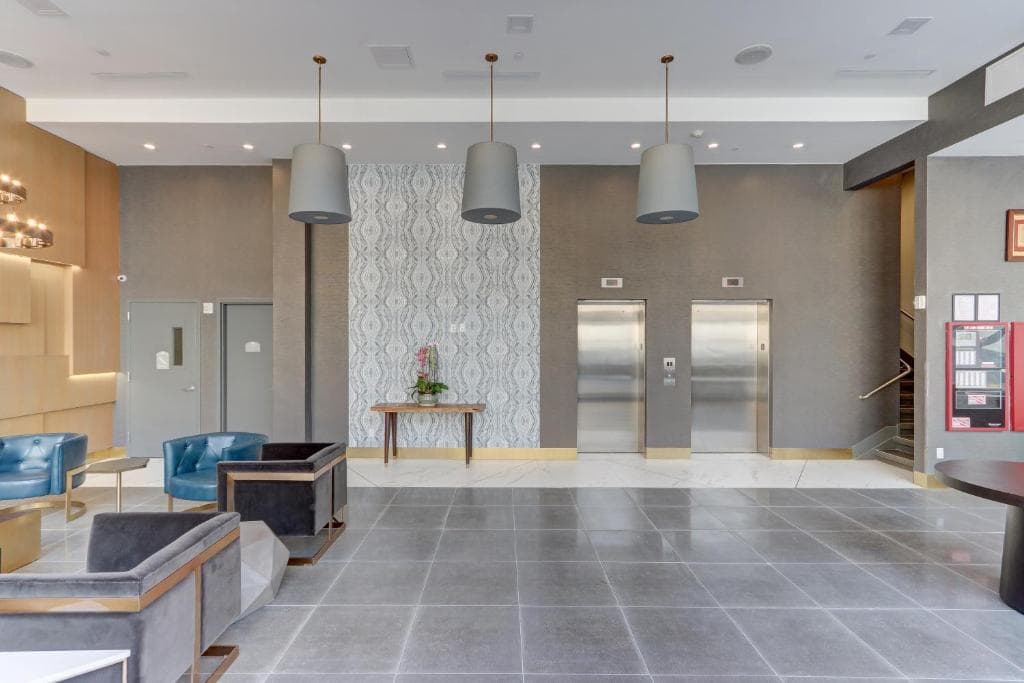 Microtel by Wyndham Long Island City