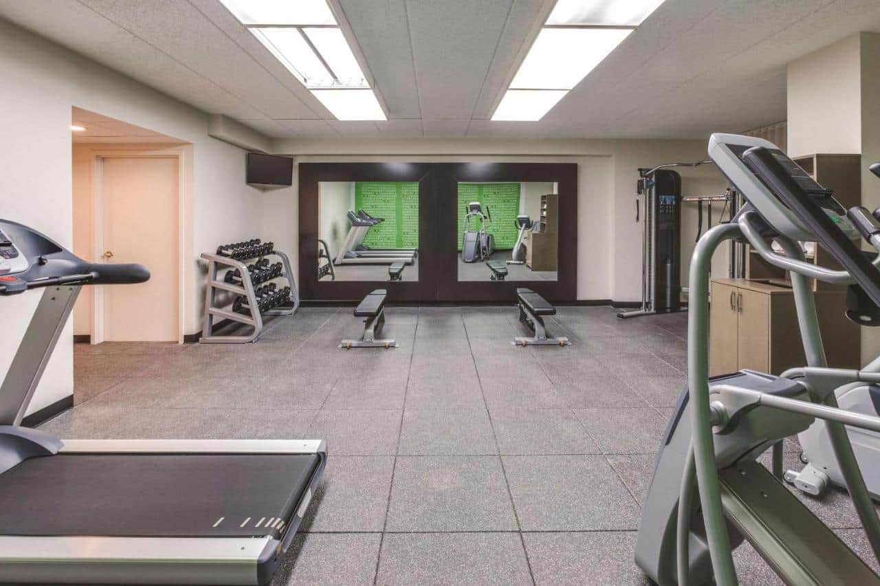 La Quinta Inn & Suites by Wyndham Philadelphia Airport