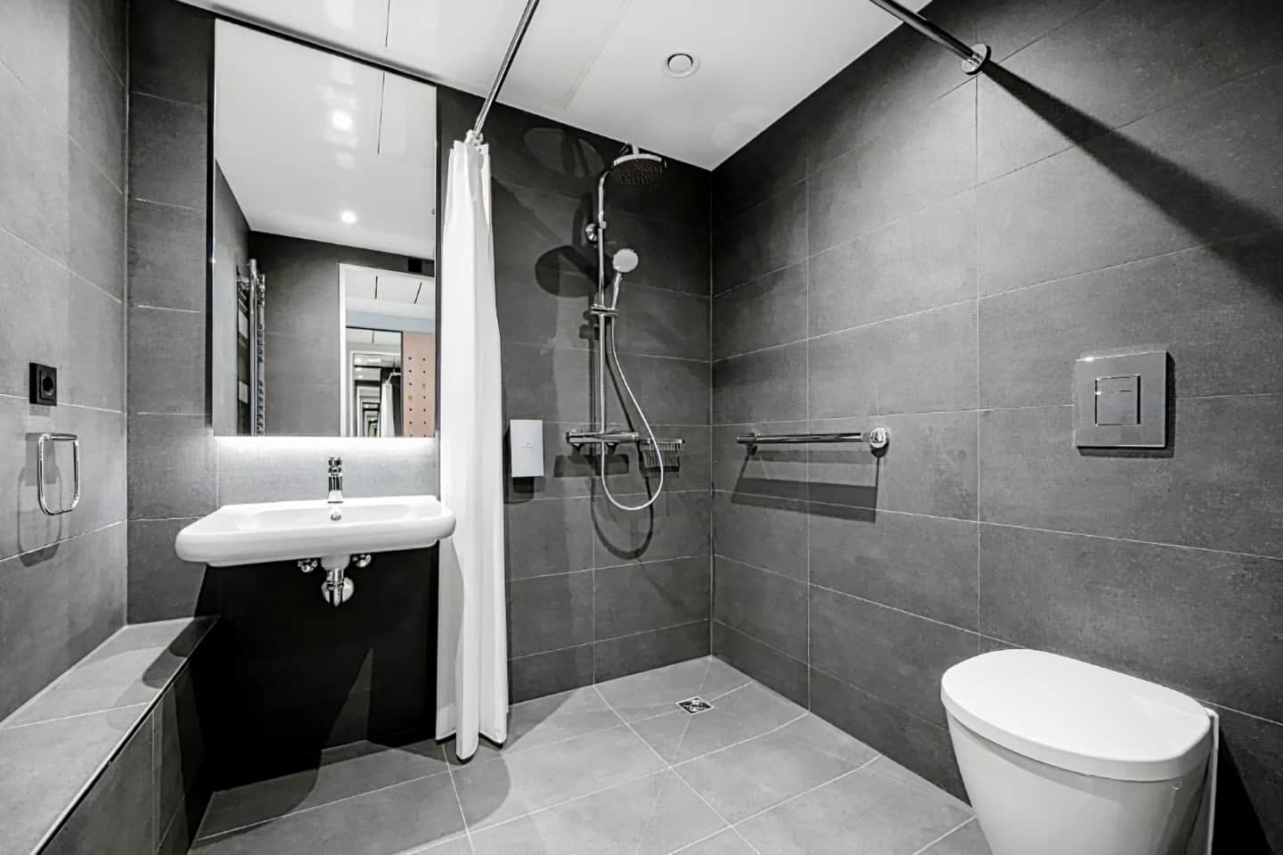 Staycity Aparthotels Frankfurt Airport