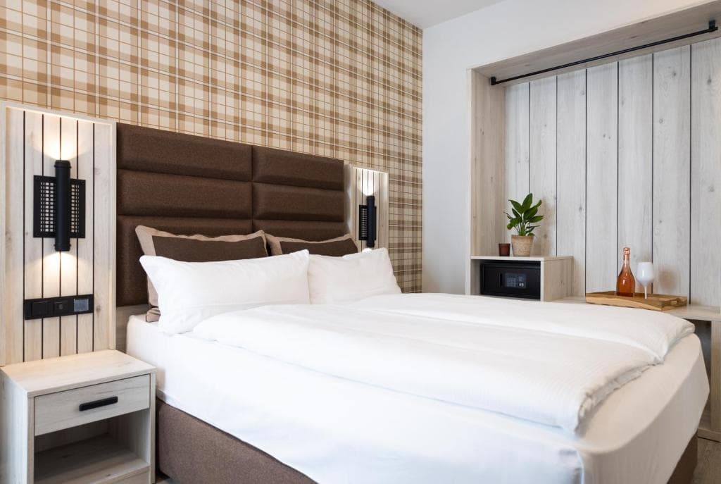 Innception Hotel